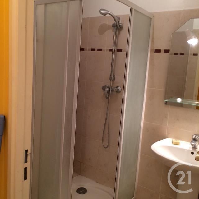 Appartement Studio à louer - 1 pièce - 30.29 m2 - NOISY LE GRAND - 93 - ILE-DE-FRANCE - Century 21 E.F.I.