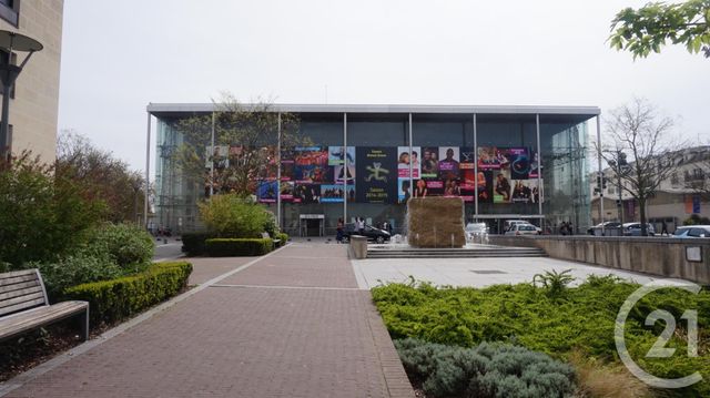 Appartement Studio à louer - 1 pièce - 30.29 m2 - NOISY LE GRAND - 93 - ILE-DE-FRANCE - Century 21 E.F.I.