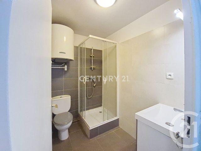 Appartement Studio à louer - 1 pièce - 23.78 m2 - NOISY LE GRAND - 93 - ILE-DE-FRANCE - Century 21 E.F.I.