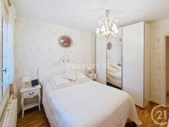 maison à vendre - 5 pièces - 140.0 m2 - NOISY LE GRAND - 93 - ILE-DE-FRANCE - Century 21 E.F.I.