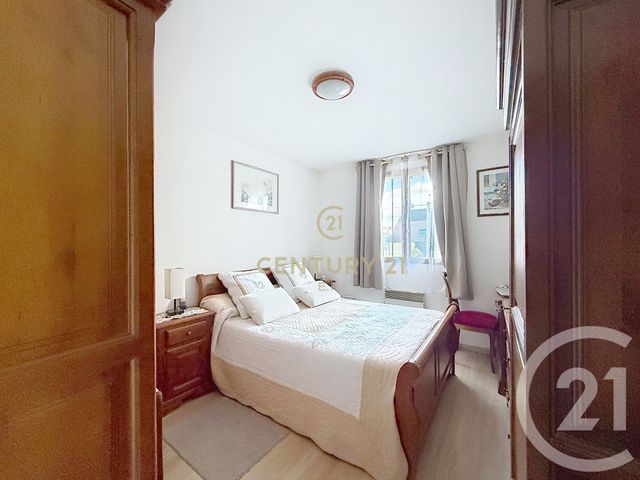 maison à vendre - 5 pièces - 106.27 m2 - NOISY LE GRAND - 93 - ILE-DE-FRANCE - Century 21 E.F.I.