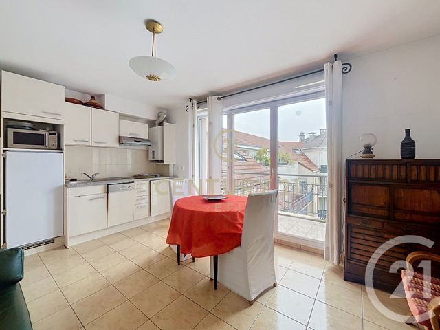 Appartement F2 à vendre - 2 pièces - 39.8 m2 - NOISY LE GRAND - 93 - ILE-DE-FRANCE - Century 21 E.F.I.