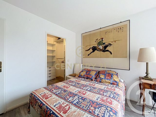Appartement F2 à vendre - 2 pièces - 39.8 m2 - NOISY LE GRAND - 93 - ILE-DE-FRANCE - Century 21 E.F.I.