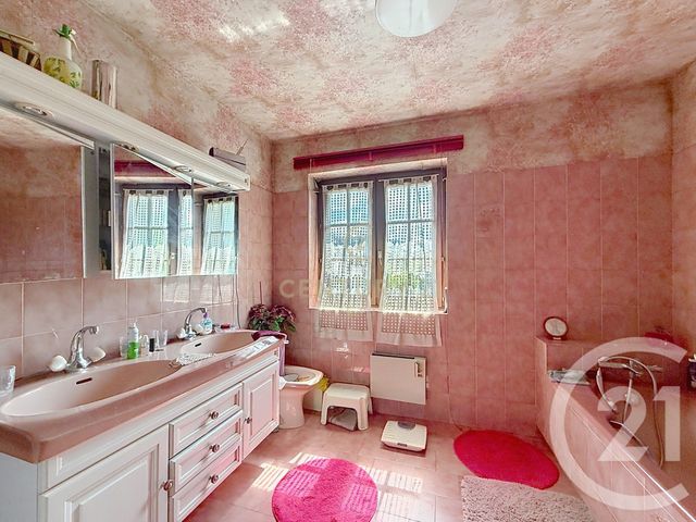 maison à vendre - 6 pièces - 172.49 m2 - NOISY LE GRAND - 93 - ILE-DE-FRANCE - Century 21 E.F.I.