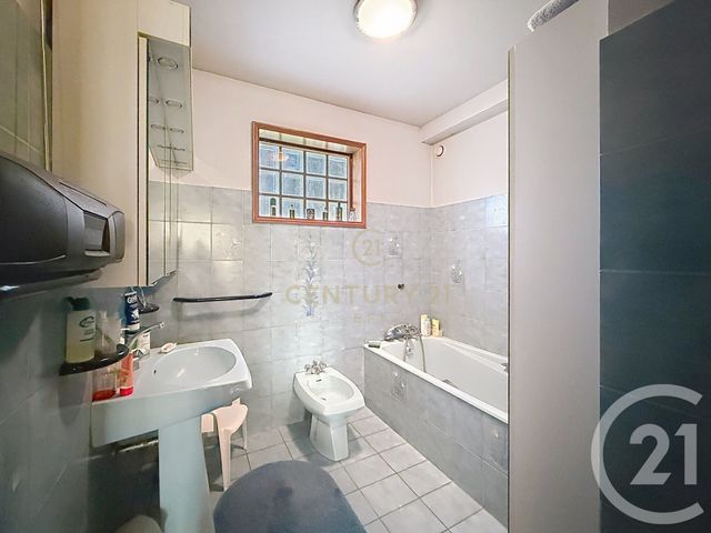 maison à vendre - 6 pièces - 172.49 m2 - NOISY LE GRAND - 93 - ILE-DE-FRANCE - Century 21 E.F.I.