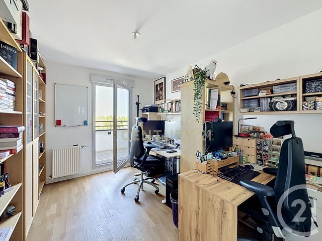 Appartement F4 à vendre - 4 pièces - 86.62 m2 - NOISY LE GRAND - 93 - ILE-DE-FRANCE - Century 21 E.F.I.