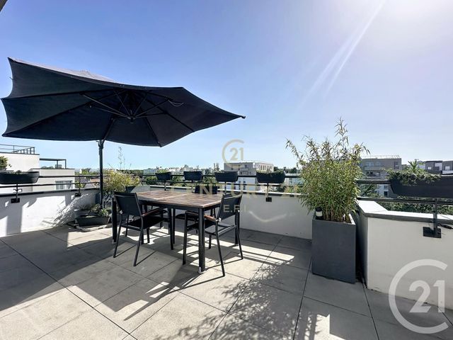 Appartement F4 à vendre - 4 pièces - 86.62 m2 - NOISY LE GRAND - 93 - ILE-DE-FRANCE - Century 21 E.F.I.