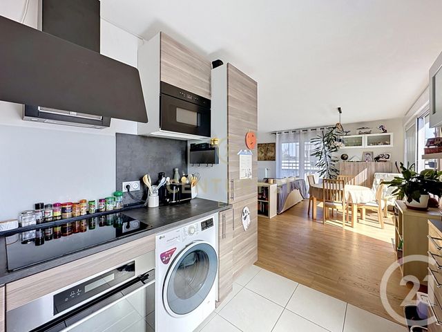 Appartement F4 à vendre - 4 pièces - 86.62 m2 - NOISY LE GRAND - 93 - ILE-DE-FRANCE - Century 21 E.F.I.