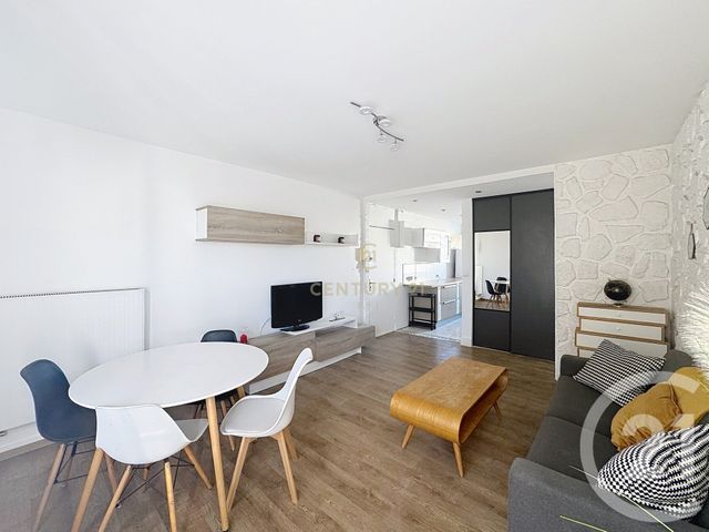 Appartement F3 à vendre - 3 pièces - 53.0 m2 - NOISY LE GRAND - 93 - ILE-DE-FRANCE - Century 21 E.F.I.