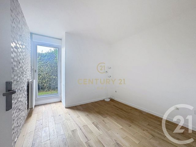 Appartement F4 à vendre - 4 pièces - 79.35 m2 - NOISY LE GRAND - 93 - ILE-DE-FRANCE - Century 21 E.F.I.
