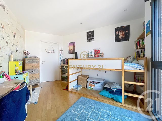 Appartement F4 à vendre - 4 pièces - 82.0 m2 - NOISY LE GRAND - 93 - ILE-DE-FRANCE - Century 21 E.F.I.