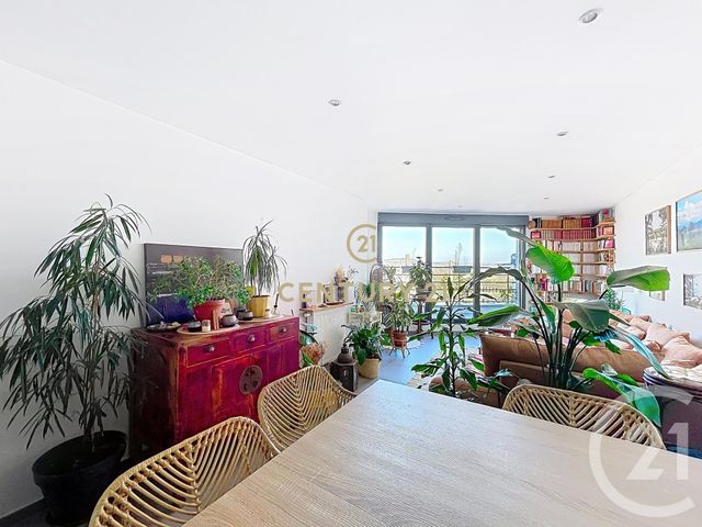 Appartement F4 à vendre - 4 pièces - 82.0 m2 - NOISY LE GRAND - 93 - ILE-DE-FRANCE - Century 21 E.F.I.