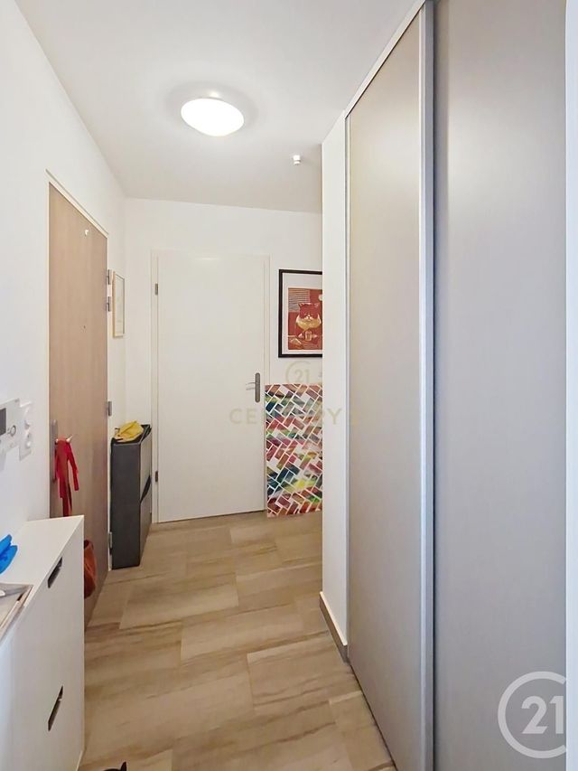 Appartement F2 à vendre - 2 pièces - 40.0 m2 - NOISY LE GRAND - 93 - ILE-DE-FRANCE - Century 21 E.F.I.