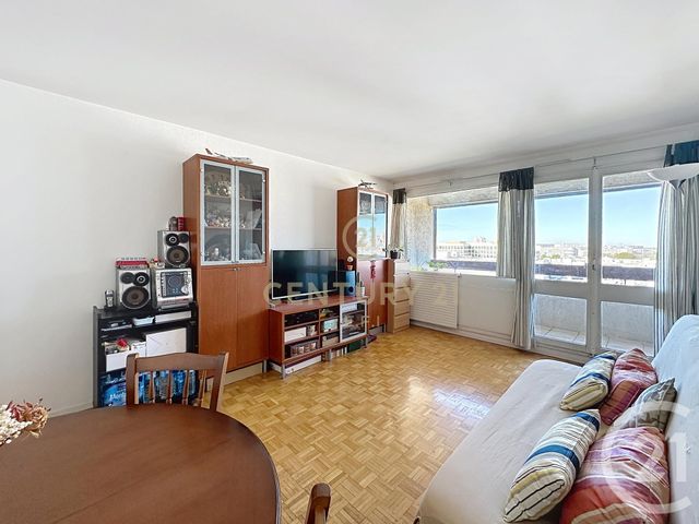 Appartement F5 à vendre - 5 pièces - 91.5 m2 - CHAMPS SUR MARNE - 77 - ILE-DE-FRANCE - Century 21 E.F.I.
