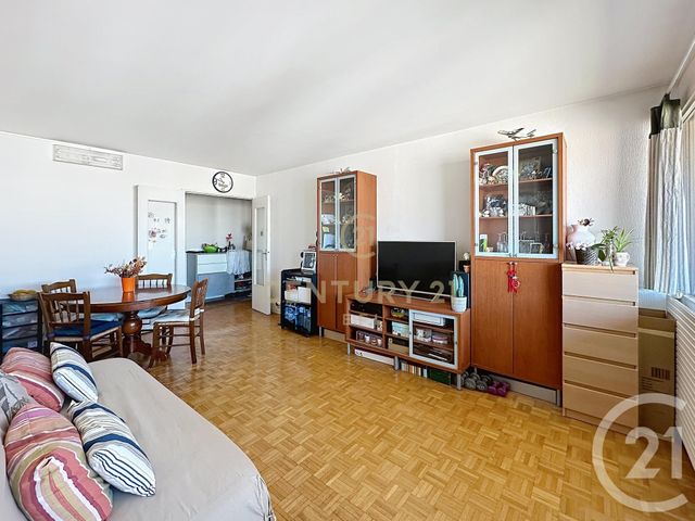 Appartement F5 à vendre - 5 pièces - 91.5 m2 - CHAMPS SUR MARNE - 77 - ILE-DE-FRANCE - Century 21 E.F.I.