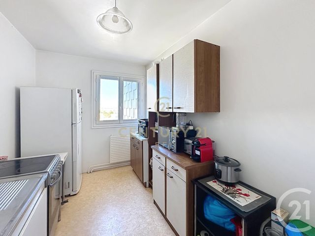 Appartement F5 à vendre - 5 pièces - 91.5 m2 - CHAMPS SUR MARNE - 77 - ILE-DE-FRANCE - Century 21 E.F.I.