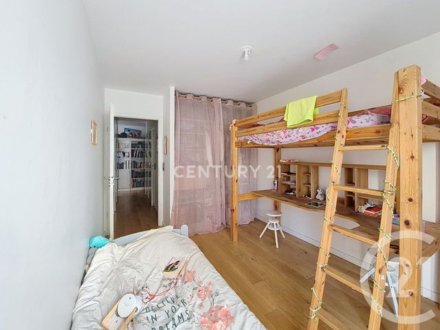 Appartement F4 à louer - 4 pièces - 85.78 m2 - NOISY LE GRAND - 93 - ILE-DE-FRANCE - Century 21 E.F.I.