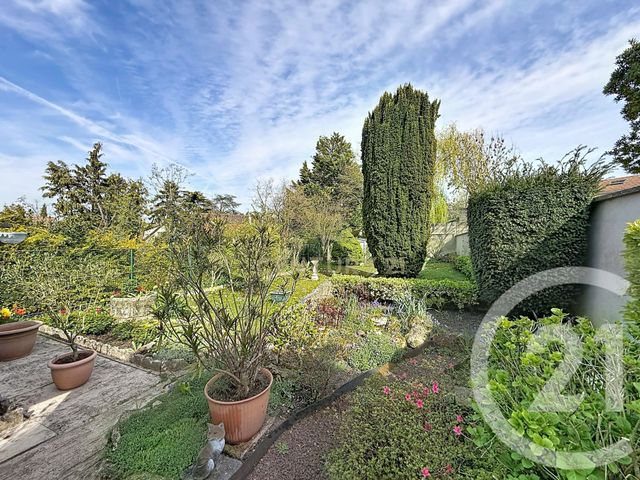 maison à vendre - 6 pièces - 128.03 m2 - NOISY LE GRAND - 93 - ILE-DE-FRANCE - Century 21 E.F.I.