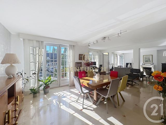 maison à vendre - 7 pièces - 172.05 m2 - LE PLESSIS TREVISE - 94 - ILE-DE-FRANCE - Century 21 E.F.I.