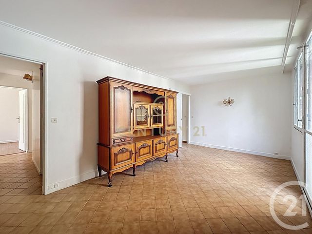 Appartement F4 à vendre - 4 pièces - 64.56 m2 - NOISY LE GRAND - 93 - ILE-DE-FRANCE - Century 21 E.F.I.