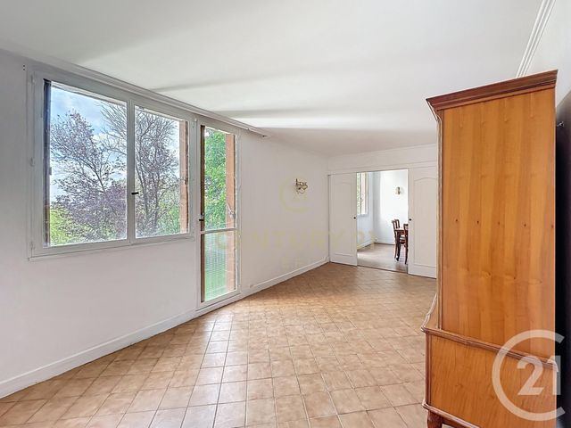 Appartement F4 à vendre - 4 pièces - 64.56 m2 - NOISY LE GRAND - 93 - ILE-DE-FRANCE - Century 21 E.F.I.