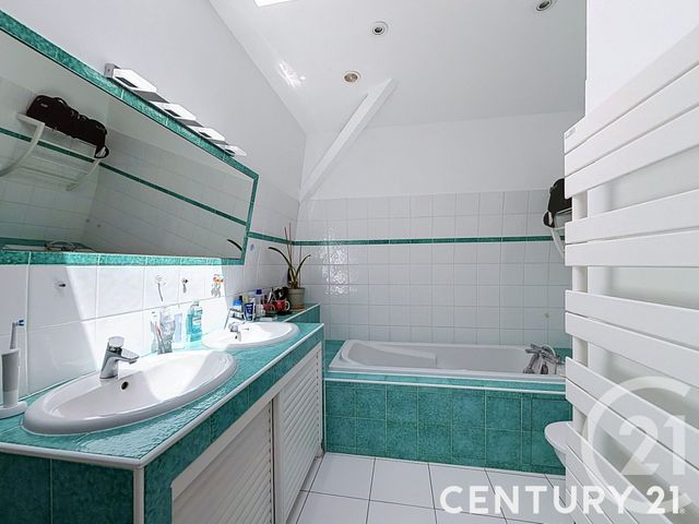 maison à vendre - 5 pièces - 138.0 m2 - NOISY LE GRAND - 93 - ILE-DE-FRANCE - Century 21 E.F.I.