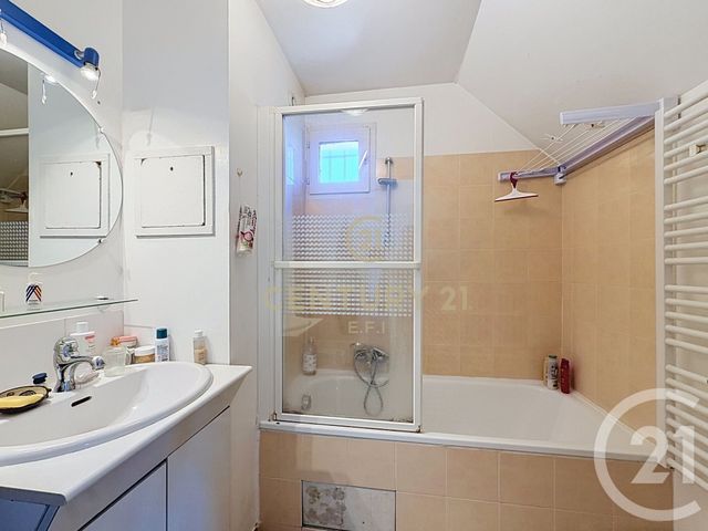 maison à vendre - 5 pièces - 95.37 m2 - NOISY LE GRAND - 93 - ILE-DE-FRANCE - Century 21 E.F.I.