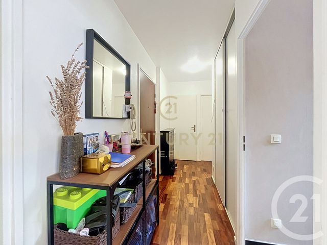 Appartement F2 à vendre - 2 pièces - 49.26 m2 - NOISY LE GRAND - 93 - ILE-DE-FRANCE - Century 21 E.F.I.