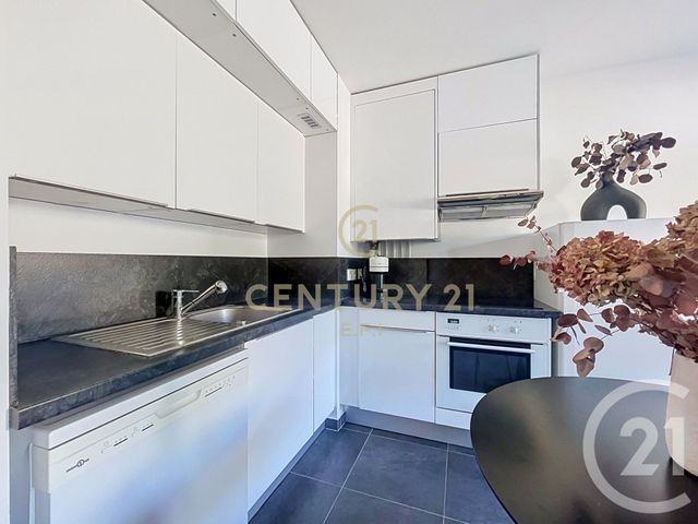 Appartement F1 à vendre - 1 pièce - 39.55 m2 - NOISY LE GRAND - 93 - ILE-DE-FRANCE - Century 21 E.F.I.