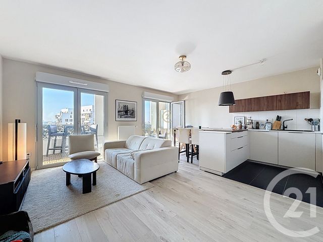 Appartement F4 à vendre - 4 pièces - 83.0 m2 - NOISY LE GRAND - 93 - ILE-DE-FRANCE - Century 21 E.F.I.