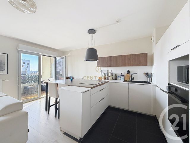 Appartement F4 à vendre - 4 pièces - 83.0 m2 - NOISY LE GRAND - 93 - ILE-DE-FRANCE - Century 21 E.F.I.