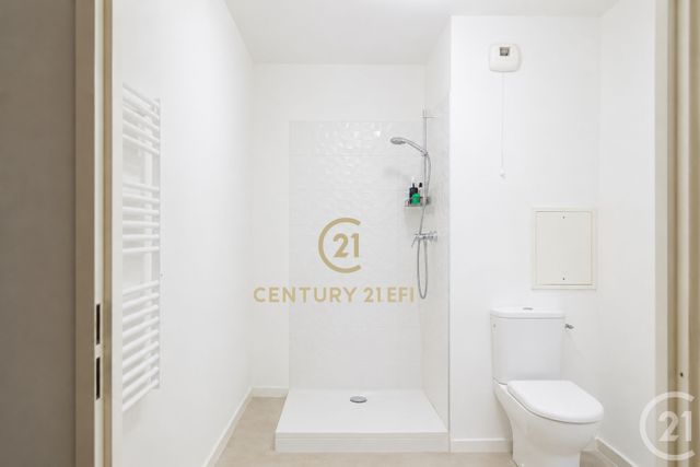 Appartement F4 à vendre - 4 pièces - 80.86 m2 - NEUILLY SUR MARNE - 93 - ILE-DE-FRANCE - Century 21 E.F.I.