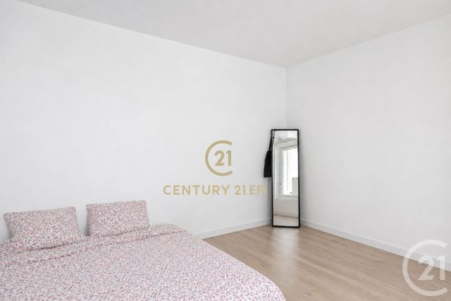 Appartement F4 à vendre - 4 pièces - 80.86 m2 - NEUILLY SUR MARNE - 93 - ILE-DE-FRANCE - Century 21 E.F.I.