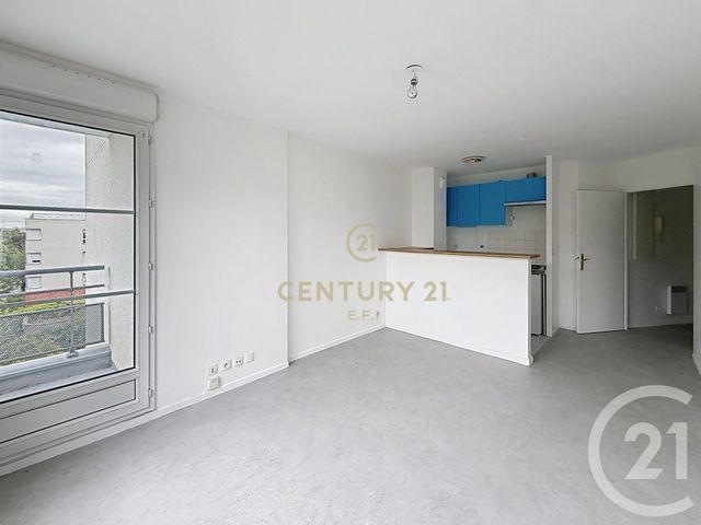 Appartement F2 à louer - 2 pièces - 37.0 m2 - NOISY LE GRAND - 93 - ILE-DE-FRANCE - Century 21 E.F.I.