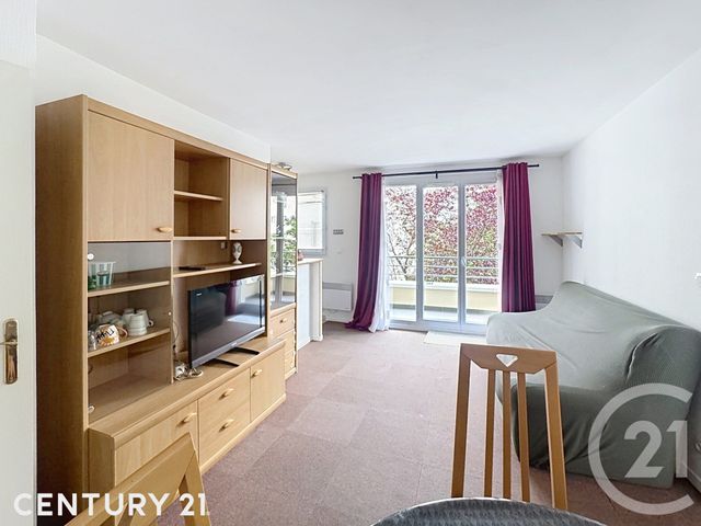 Appartement F2 à louer - 2 pièces - 36.45 m2 - NOISY LE GRAND - 93 - ILE-DE-FRANCE - Century 21 E.F.I.