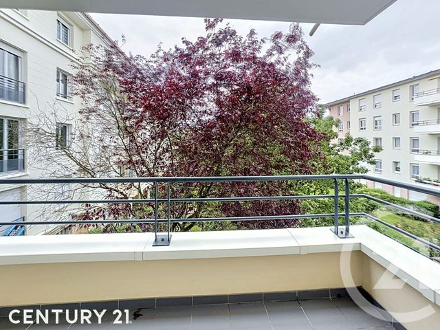 Appartement F2 à louer - 2 pièces - 36.45 m2 - NOISY LE GRAND - 93 - ILE-DE-FRANCE - Century 21 E.F.I.
