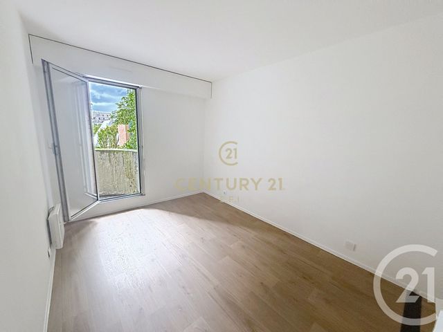 Appartement F3 à louer - 3 pièces - 66.58 m2 - NOISY LE GRAND - 93 - ILE-DE-FRANCE - Century 21 E.F.I.