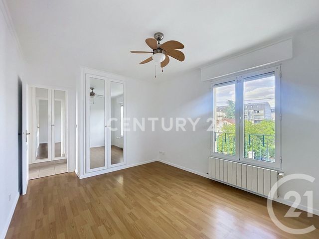 maison à vendre - 4 pièces - 98.62 m2 - NOISY LE GRAND - 93 - ILE-DE-FRANCE - Century 21 E.F.I.
