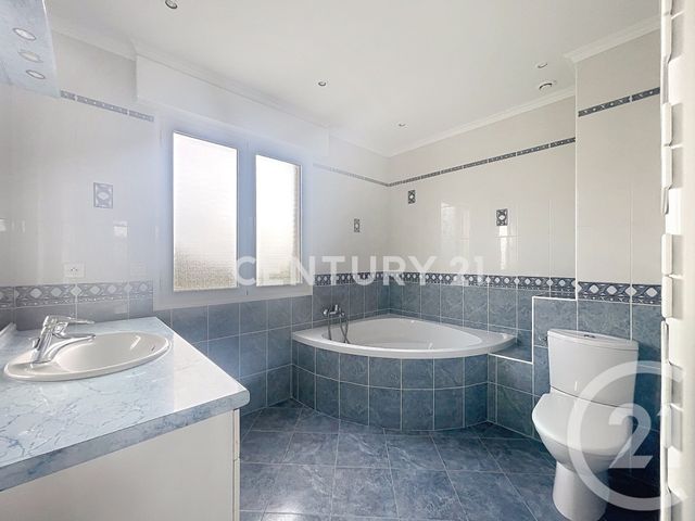 maison à vendre - 4 pièces - 98.62 m2 - NOISY LE GRAND - 93 - ILE-DE-FRANCE - Century 21 E.F.I.
