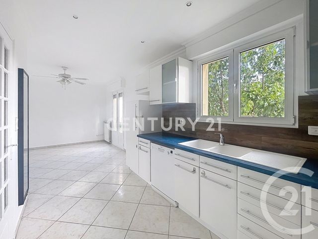maison à vendre - 4 pièces - 98.62 m2 - NOISY LE GRAND - 93 - ILE-DE-FRANCE - Century 21 E.F.I.