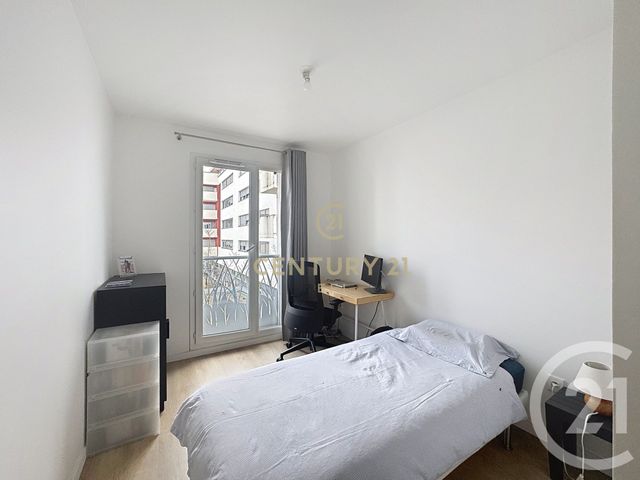Appartement F4 à vendre - 4 pièces - 74.62 m2 - NOISY LE GRAND - 93 - ILE-DE-FRANCE - Century 21 E.F.I.