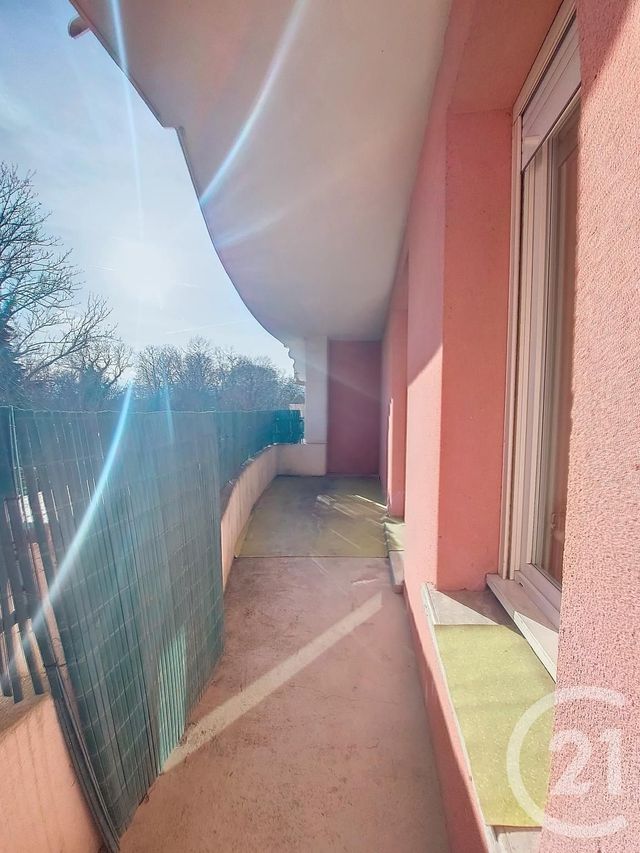 Appartement F2 à louer - 2 pièces - 34.06 m2 - EMERAINVILLE - 77 - ILE-DE-FRANCE - Century 21 E.F.I.