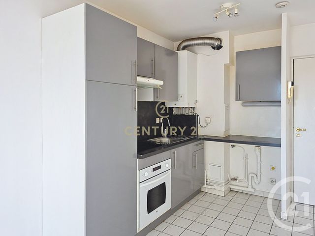 Appartement F2 à louer - 2 pièces - 34.06 m2 - EMERAINVILLE - 77 - ILE-DE-FRANCE - Century 21 E.F.I.