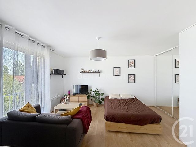 Appartement F1 à vendre - 1 pièce - 31.42 m2 - NOISY LE GRAND - 93 - ILE-DE-FRANCE - Century 21 E.F.I.