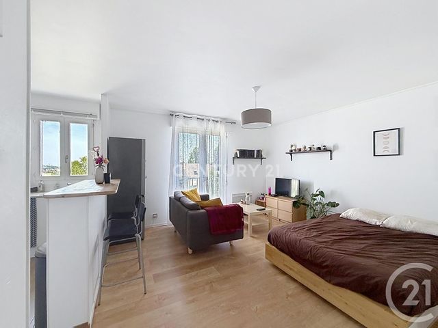 Appartement F1 à vendre - 1 pièce - 31.42 m2 - NOISY LE GRAND - 93 - ILE-DE-FRANCE - Century 21 E.F.I.