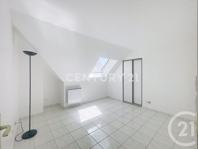 maison à vendre - 6 pièces - 153.0 m2 - NOISY LE GRAND - 93 - ILE-DE-FRANCE - Century 21 E.F.I.