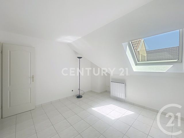 maison à vendre - 6 pièces - 153.0 m2 - NOISY LE GRAND - 93 - ILE-DE-FRANCE - Century 21 E.F.I.