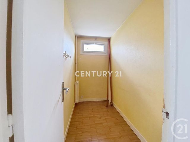 Appartement F3 à louer - 3 pièces - 67.39 m2 - NOISY LE GRAND - 93 - ILE-DE-FRANCE - Century 21 E.F.I.