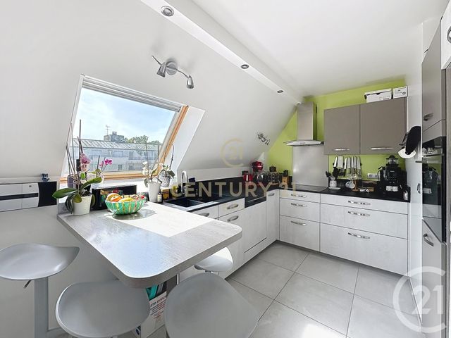 Appartement F5 à vendre - 5 pièces - 113.26 m2 - LE PLESSIS TREVISE - 94 - ILE-DE-FRANCE - Century 21 E.F.I.