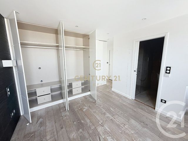Appartement F2 à louer - 2 pièces - 65.47 m2 - NOISY LE GRAND - 93 - ILE-DE-FRANCE - Century 21 E.F.I.